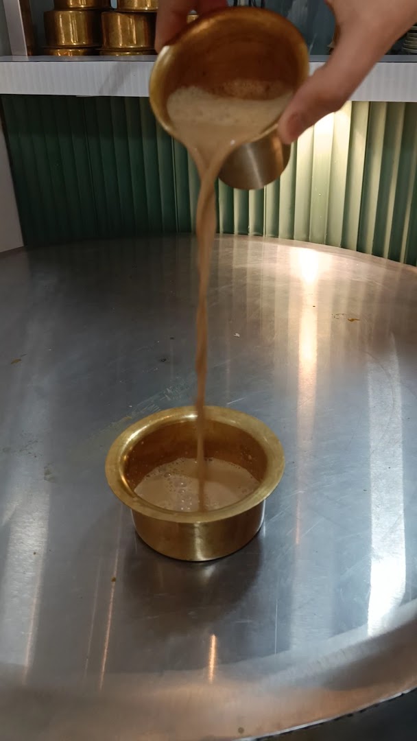 Adipoli