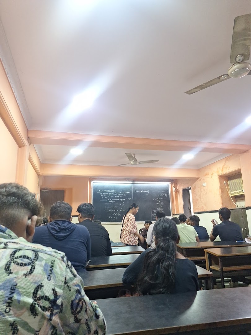 Alankar Classes