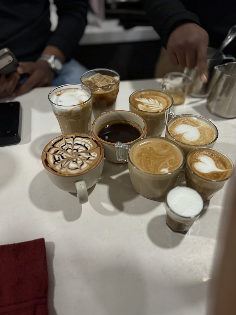 Barista Cafรฉ Academy - coffee courses and barista training