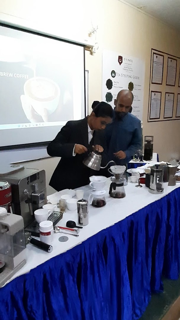 Barista Cafรฉ Academy - coffee courses and barista training