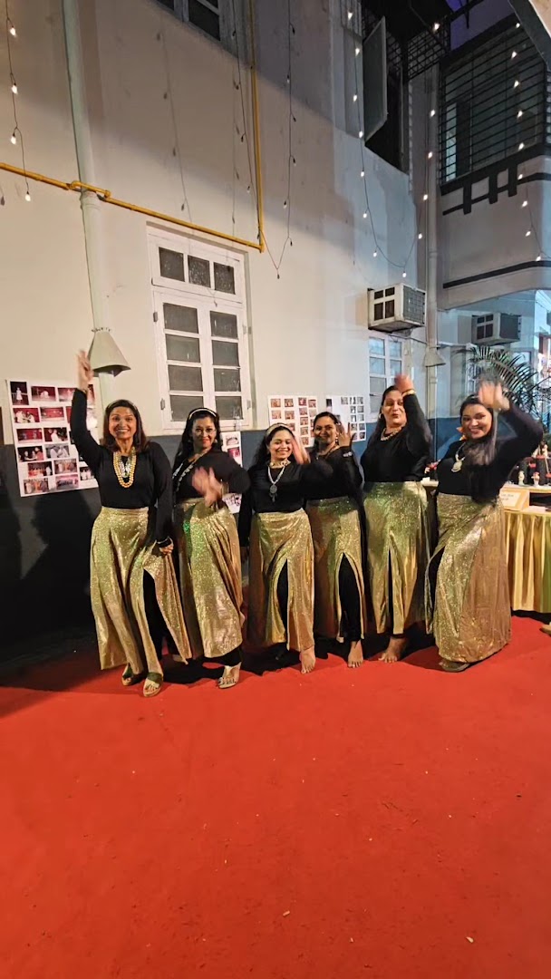 Dancing Yogi Academy