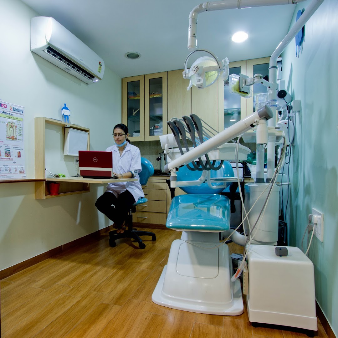 Dr Nisha Kapadia - Dentist