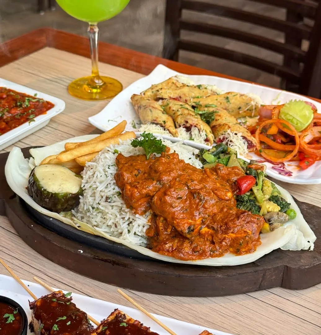 Garden Groves Family Restaurant and Bar/Banquets