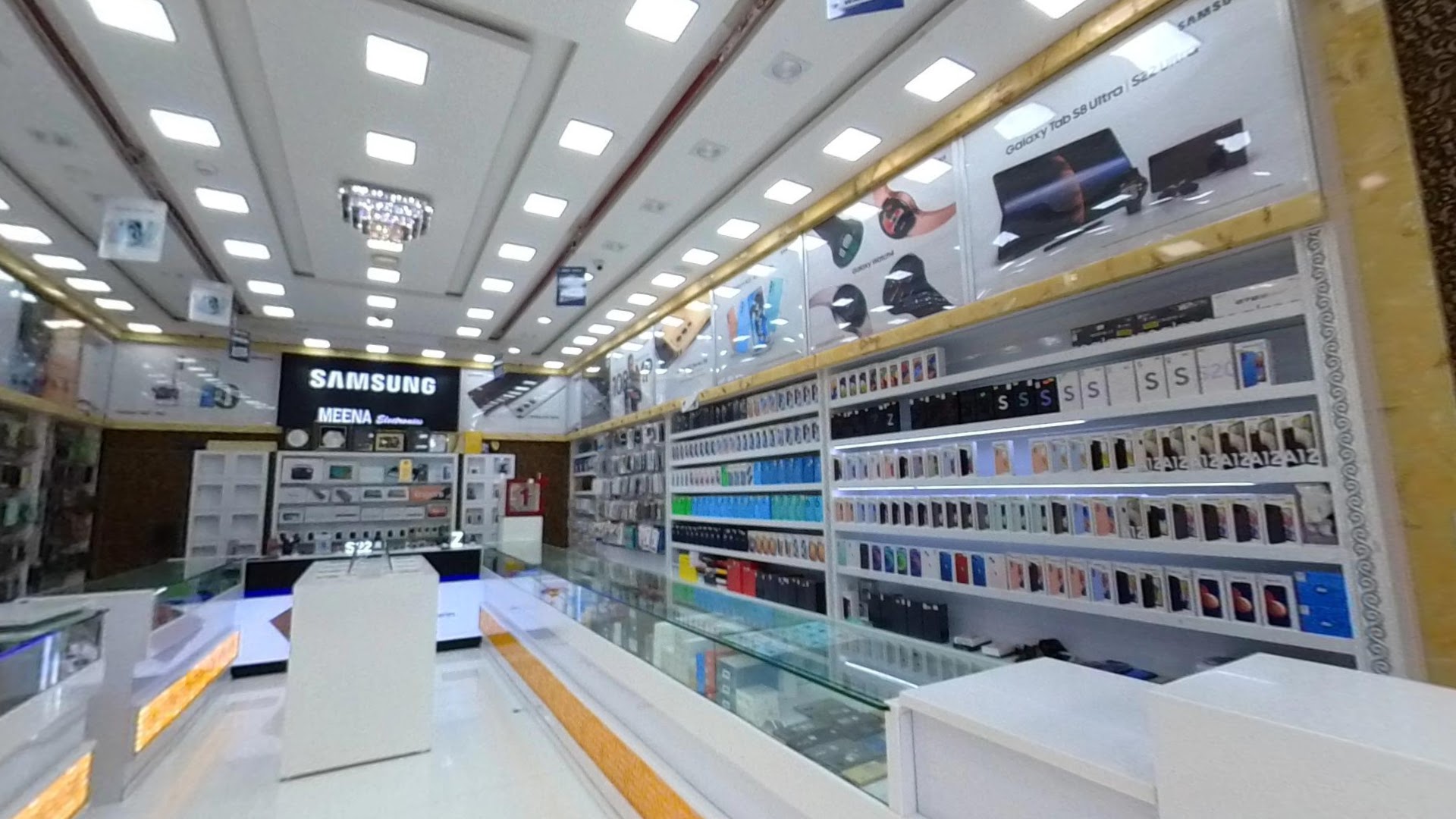 Meena Electronics-best mobile phone shop in malad east