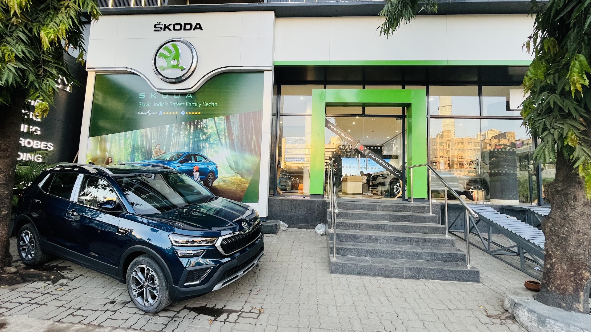 Mody ล koda Showroom