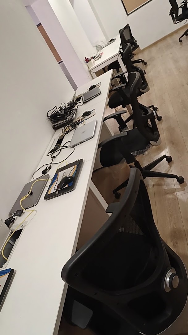 Office chairs rentals