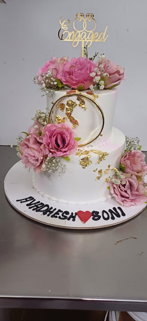 OPAL'S Cake Bake