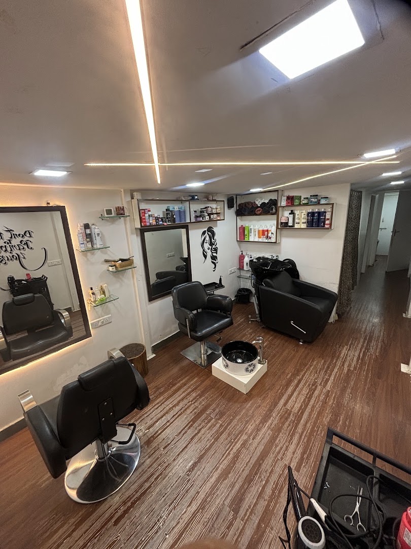 The Hair Connection | Best Beauty Salon in Worli